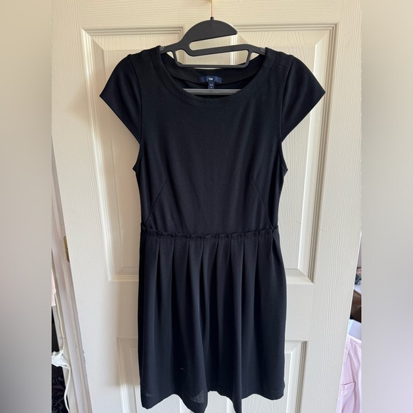 GAP Dresses & Skirts - Black babydoll dress